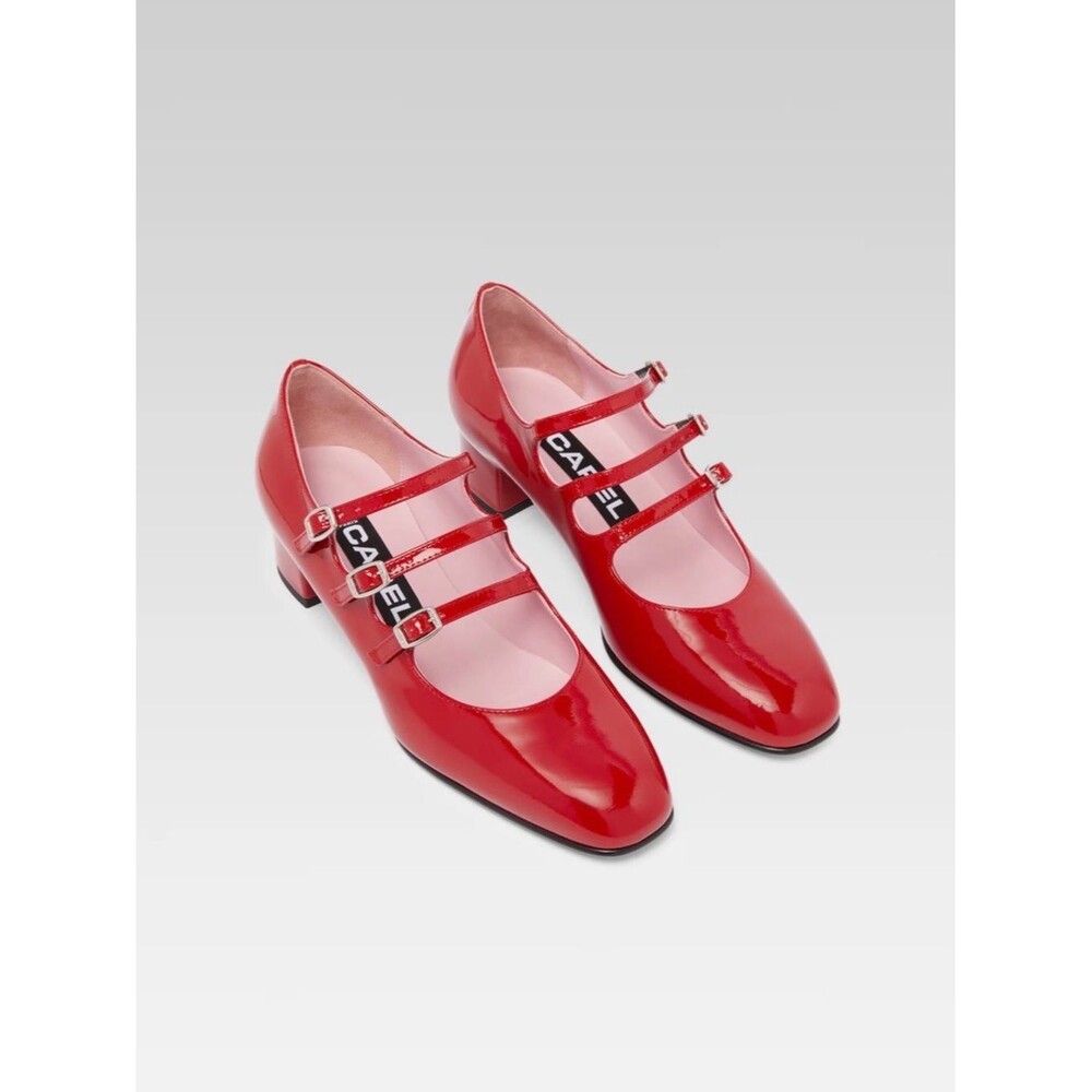 Carel // Kina Red Ballet Flats